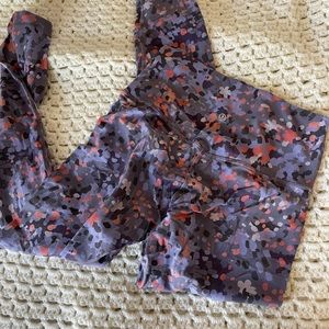 Lululemon Aligns 25”